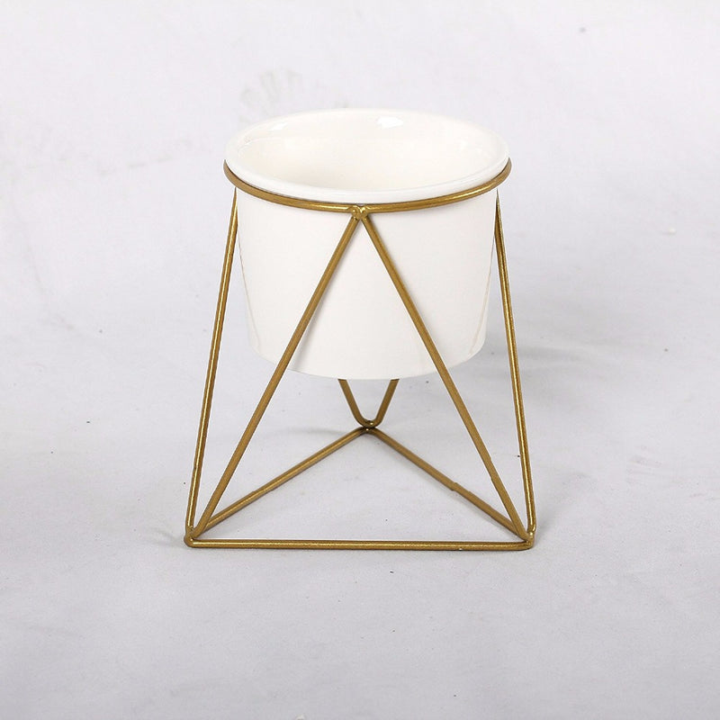 Triangle Stand & Planter (Gold)