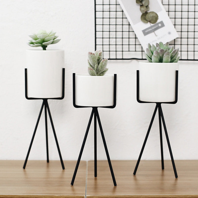 iron stand for plant pots Tripod Stander – The Geometric Planter
